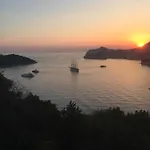 Πανσιόν And Sveti Jakov 3*